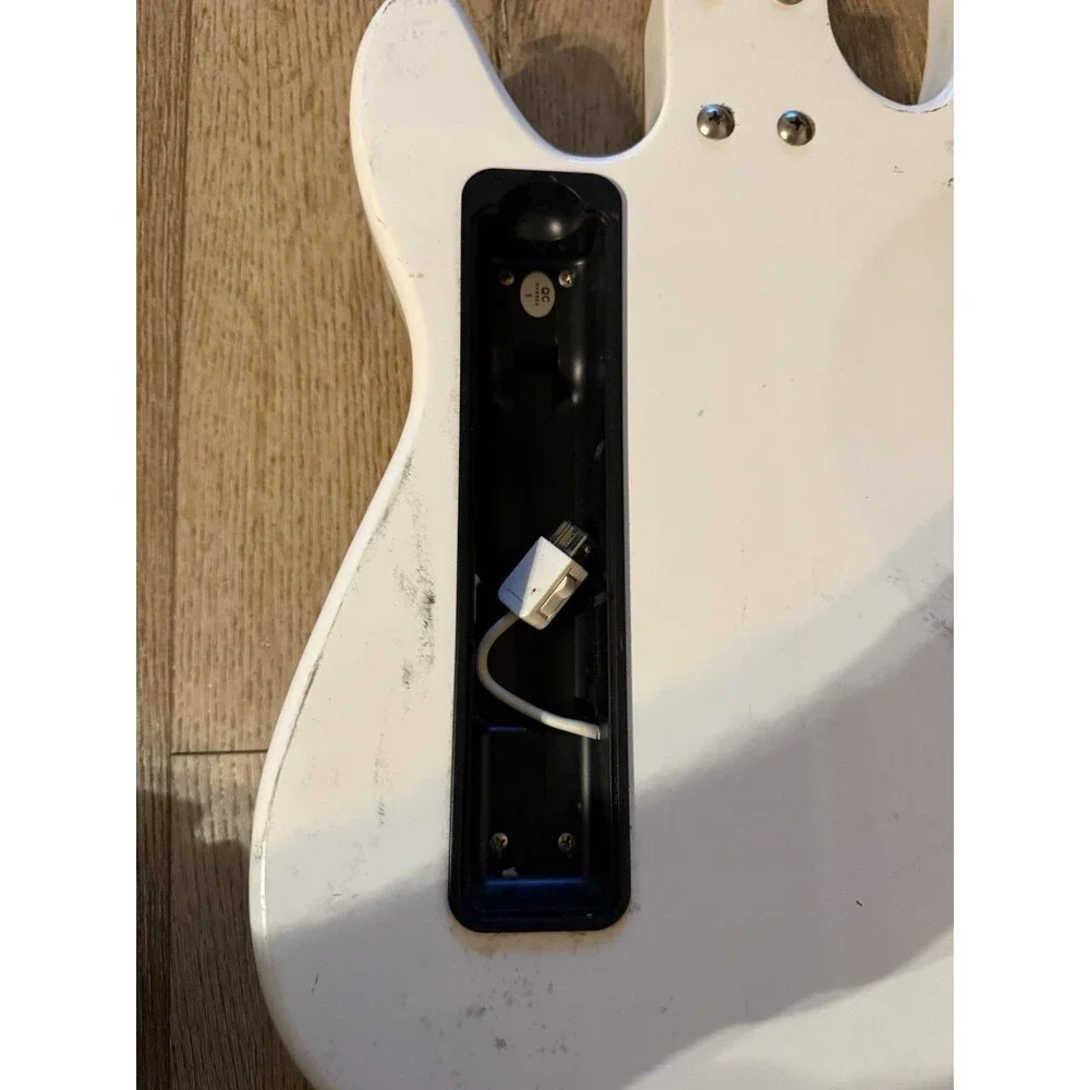 High End Nintendo Wii Logitech REAL WOOD Guitar Hero WIRELESS CONTROLLER